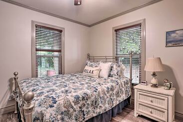 Lake Charles Home: 1 Mi To Public Boat Launch