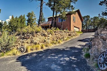 Large Ruidoso Home W/ Stunning Views & Hot Tub!