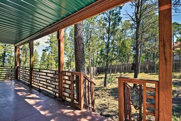 Large Ruidoso Home W/ Stunning Views & Hot Tub!