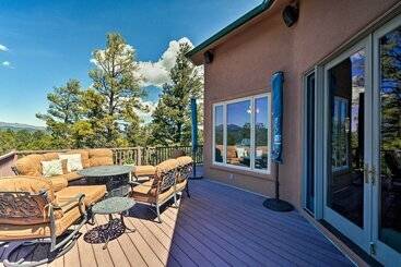 Large Ruidoso Home W/ Stunning Views & Hot Tub!