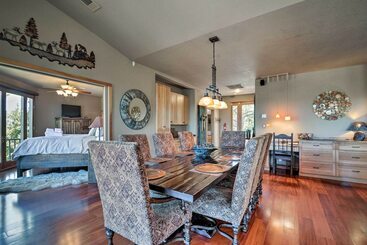 Large Ruidoso Home W/ Stunning Views & Hot Tub!