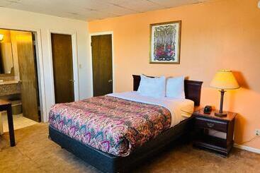 汽车旅馆  Days Inn By Wyndham Wheatland