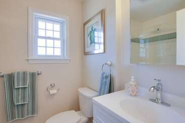 Charming Home W/ Yard: Steps To Pawcatuck River!