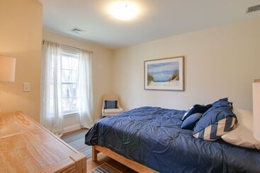 Charming Home W/ Yard: Steps To Pawcatuck River!
