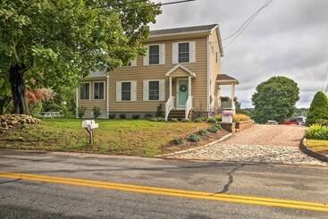 Charming Home W/ Yard: Steps To Pawcatuck River!
