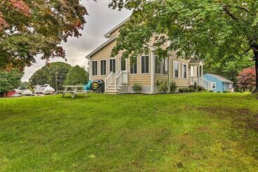 Charming Home W/ Yard: Steps To Pawcatuck River!