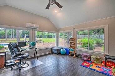 Peaceful Southern Pines Home W/ Pool + Yard!