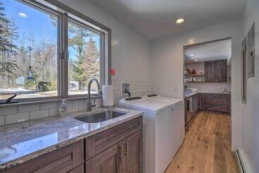 Plattsburgh Home W/ Deck On Lake Champlain