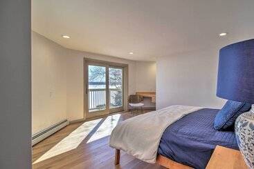 Plattsburgh Home W/ Deck On Lake Champlain