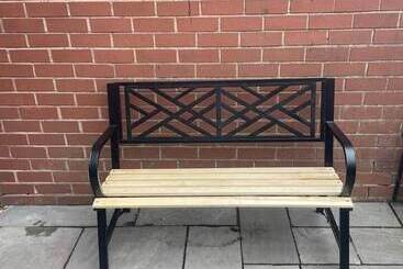 اقامتگاه 2 Bed House In Chesterfield Free Parking Garden