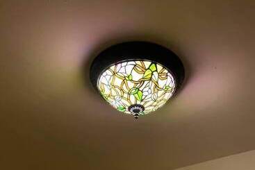 اقامتگاه 2 Bed House In Chesterfield Free Parking Garden