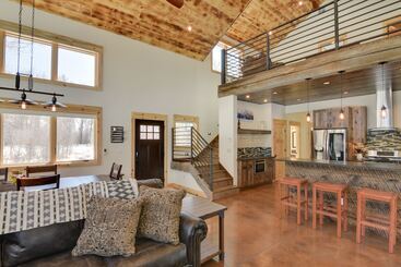 Riverfront Home W/ Bbq: 2 Mi To Downtown Gunnison!