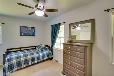 Saratoga Springs Haven W/ Pool + Fire Pit!