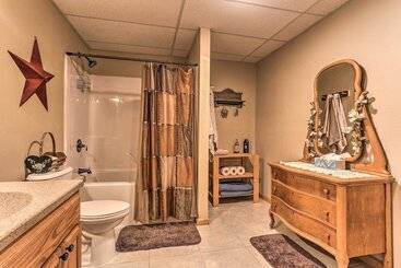 Spearfish Home On 40 Acres W/ Private Lake!