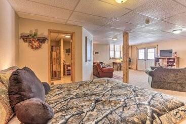 Spearfish Home On 40 Acres W/ Private Lake!