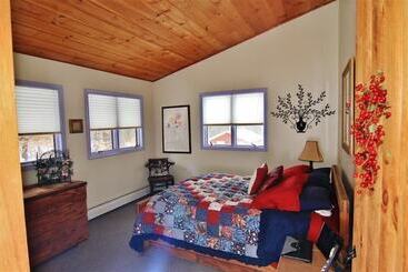 קוטג'' South Londonderry Home, Walk To Magic Mtn Ski Area