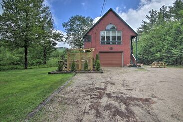 White Mountains Home W/ Hot Tub   Walk To Town!