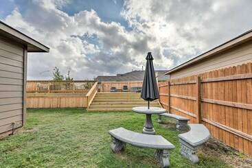 Austin Home ~ 12 Mi To Downtown!
