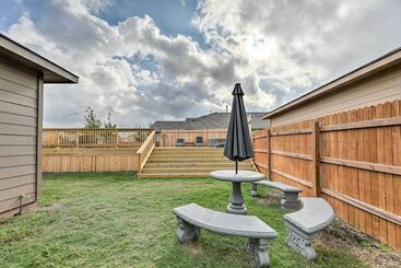 Austin Home ~ 12 Mi To Downtown!