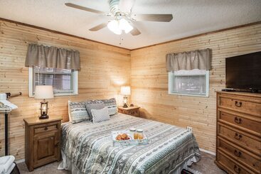 The Elk Meadow Cozy Cabin