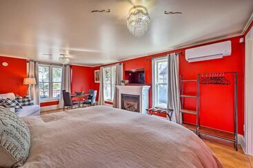Walk To Dtwn: Historic Home In Eureka Springs