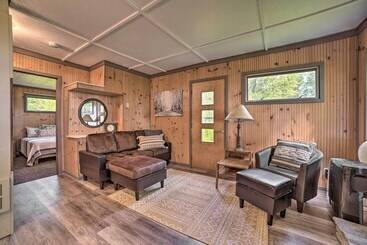 Comfy Burt Lake Abode   On Site Lake Access!
