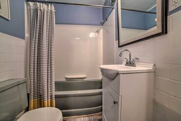 Comfy Burt Lake Abode   On Site Lake Access!