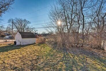 Family Friendly Rockford Home W/ Private Yard!