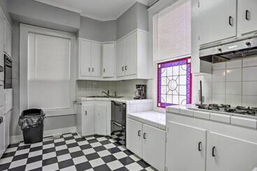 Haunted Shreveport Home ~ 3 Mi To Downtown Fun!