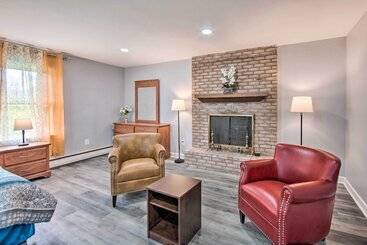 Hideaway In Hershey By The Railroad W/ Backyard!