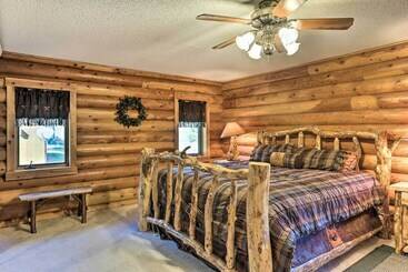 کلبه Hill City Log Cabin W/ On Site Trout Fishing!