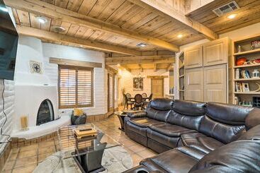 Las Cruces Home  La Casa Blanca  W/ Courtyard
