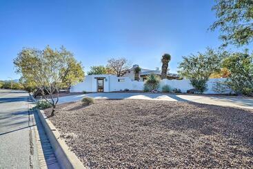 Las Cruces Home  La Casa Blanca  W/ Courtyard