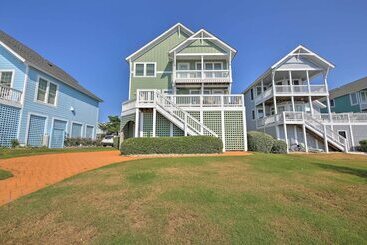 Manteo Waterfront Resort Home W/ 30 Ft Dock!