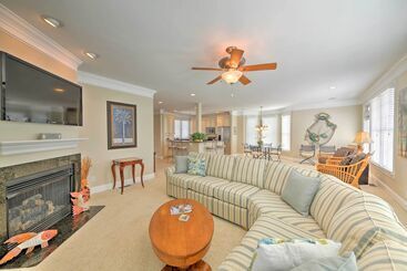 Manteo Waterfront Resort Home W/ 30 Ft Dock!