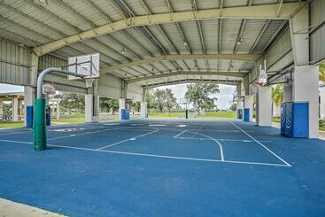 Marco Island Retreat W/ Pool ~ 1 Mi To Beach