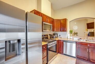 Pet Friendly Texas Retreat W/ Fenced In Yard!