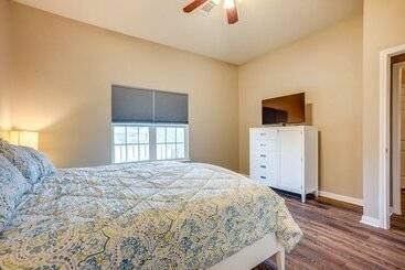Pet Friendly Texas Retreat W/ Fenced In Yard!