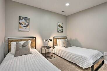 Petfriendly Home, 5 Mi To Dtwn Louisville!