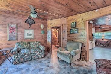 קוטג'' Rustic Dover Retreat W/ Porch   Walk To Boat Ramp!
