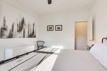 コテージ Mountain View, Fire Pit: Roomy Blue Ridge Home!