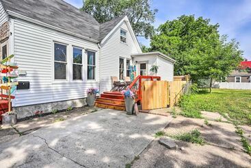Unique Sandusky Home ~ 2 Blocks To Downtown!