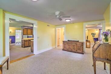 بيت ريفى Charming Stanley Home W/ Yard, 7 Mi To Seneca Lake