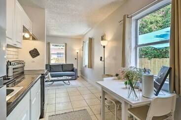 Convenient Miami Duplex Unit, 3 Mi To Marina!