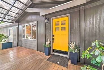 Family Home W/ Fire Pit, Grill & Fenced Yard!