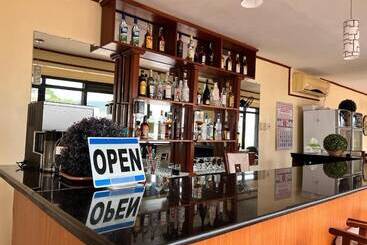 Foxy S Beach Resort