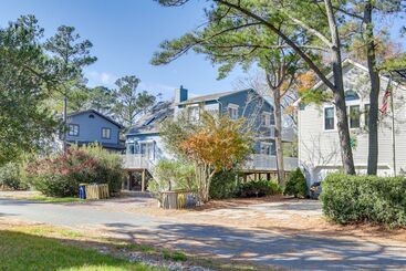 Home W/ Wetland Views  Half Mi To Bethany Beach!