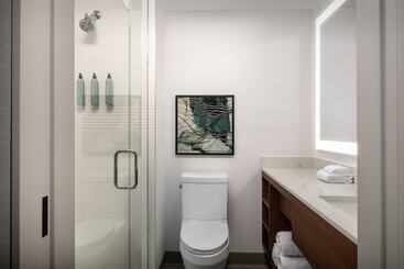 هتل Residence Inn By Marriott New York Queens