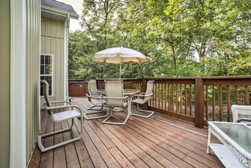 Lakefront Blue Eye Cottage W/ Hot Tub & Fire Pit!