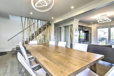 New Haven Gem W/ Private Pool, Walk To Beach!